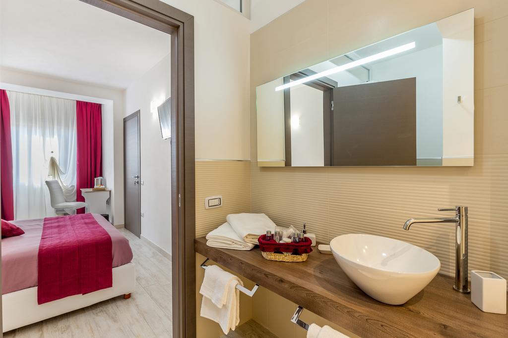 Sette Colli Guesthouse Каляри Стая снимка