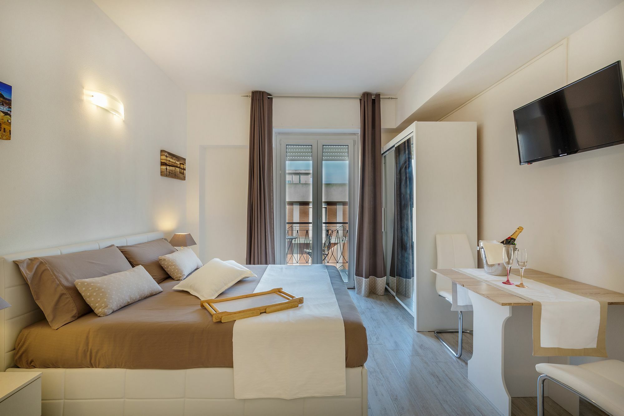 Sette Colli Guesthouse Каляри Екстериор снимка