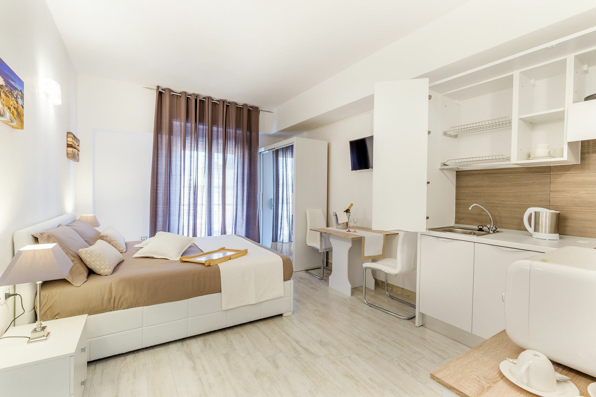 Sette Colli Guesthouse Каляри Екстериор снимка
